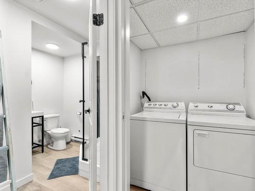 3348 Powell Road, Kamloops, BC - Indoor Photo Showing Laundry Room