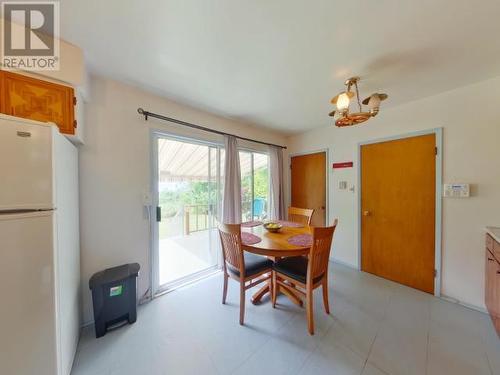 3403 Joyce Ave, Powell River, BC - Indoor Photo Showing Dining Room