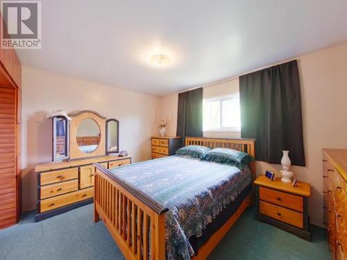 3403 Joyce Ave, Powell River, BC - Indoor Photo Showing Bedroom