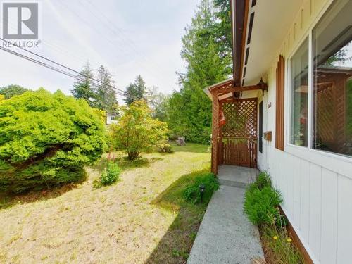 3403 Joyce Ave, Powell River, BC - Outdoor