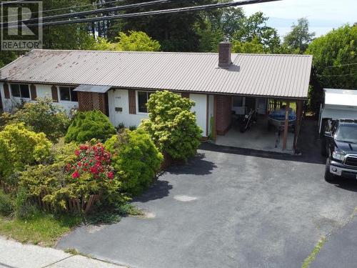 3403 Joyce Ave, Powell River, BC - Outdoor