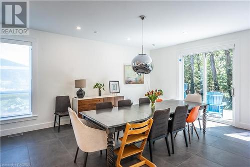 9 Hemlock Street, Southampton, ON - Indoor Photo Showing Dining Room