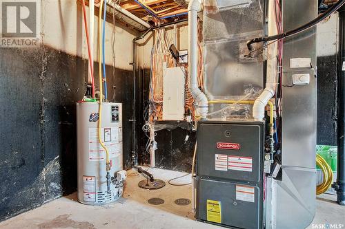 803 Lynd Crescent, Saskatoon, SK - Indoor Photo Showing Basement