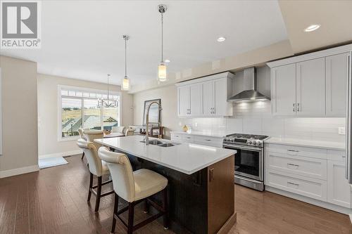 875 Stockley Street Unit# 17, Kelowna, BC - Indoor Photo Showing Kitchen With Double Sink With Upgraded Kitchen