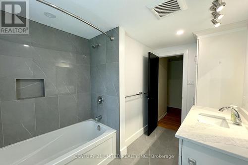 1570 Westbrook Drive, Peterborough (Monaghan), ON - Indoor Photo Showing Bathroom