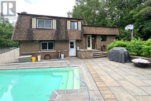 1570 Westbrook Drive, Peterborough (Monaghan), ON - Outdoor With In Ground Pool