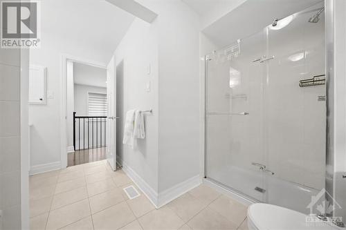 34 Thunderbolt Street, Ottawa, ON - Indoor Photo Showing Bathroom