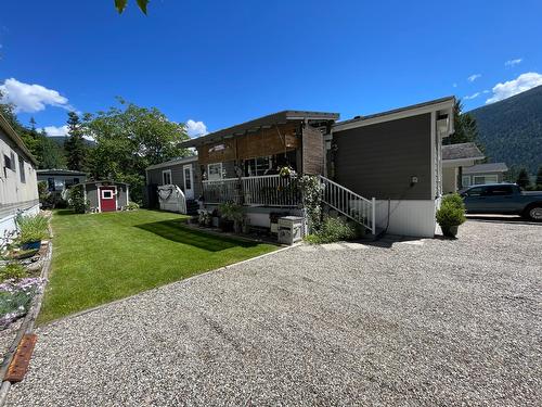 27 - 2905 Lower Six Mile Road, Nelson, BC - Outdoor With Exterior