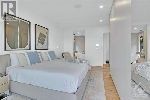 227 Grandview Road, Ottawa, ON - Indoor Photo Showing Bedroom