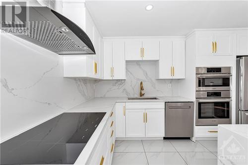 580 Sunlit Circle, Ottawa, ON - Indoor Photo Showing Kitchen With Stainless Steel Kitchen