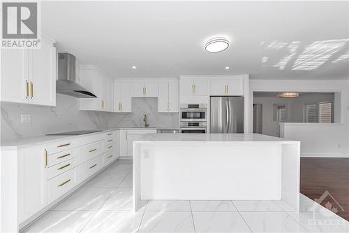 580 Sunlit Circle, Ottawa, ON - Indoor Photo Showing Kitchen With Upgraded Kitchen
