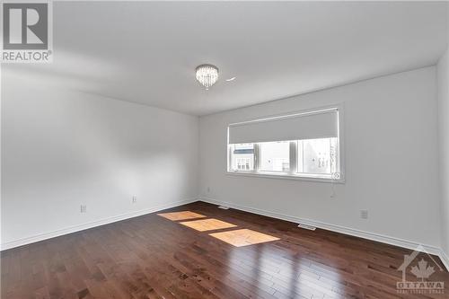 580 Sunlit Circle, Ottawa, ON - Indoor Photo Showing Other Room