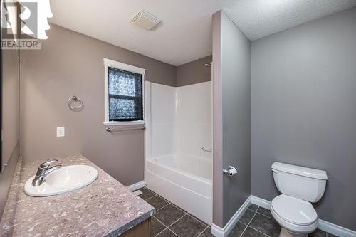 3672 Chartwell Avenue, Prince George, BC - Indoor Photo Showing Bathroom