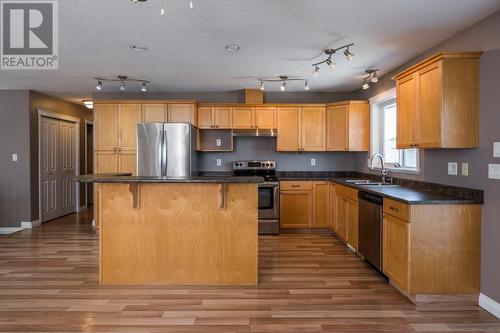 3672 Chartwell Avenue, Prince George, BC - Indoor Photo Showing Kitchen With Double Sink