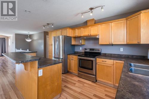 3672 Chartwell Avenue, Prince George, BC - Indoor Photo Showing Kitchen With Double Sink