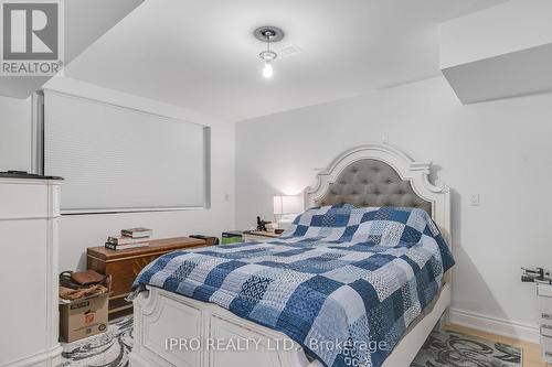 106 Colesbrook Road, Richmond Hill, ON - Indoor Photo Showing Bedroom