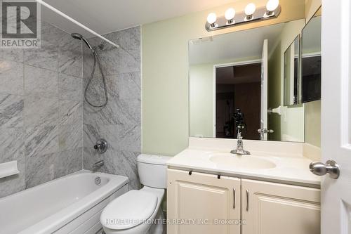 305 - 18 Hillcrest Avenue, Toronto, ON - Indoor Photo Showing Bathroom