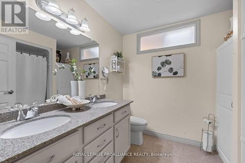 3 Slalom Drive, Kawartha Lakes, ON - Indoor Photo Showing Bathroom