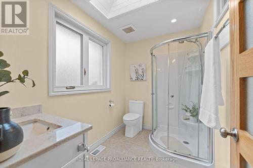 3 Slalom Drive, Kawartha Lakes, ON - Indoor Photo Showing Bathroom