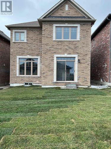 2185 Lozenby Street, Innisfil, ON - Outdoor