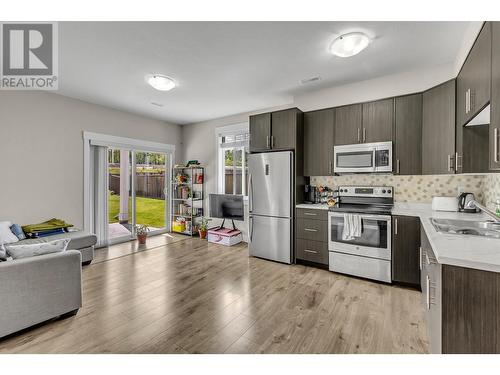 1136 Monteith Court, Prince George, BC - Indoor Photo Showing Kitchen