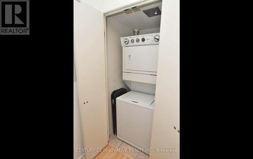 1202 - 76 Shuter Street, Toronto, ON - Indoor Photo Showing Laundry Room