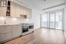 4202 - 3883 Quartz Road, Mississauga, ON  - Indoor Photo Showing Kitchen 