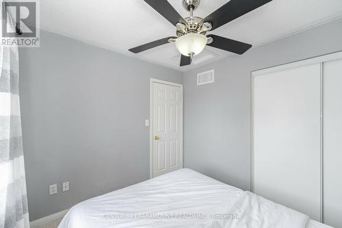 2159 Baronwood Drive, Oakville, ON - Indoor Photo Showing Bedroom