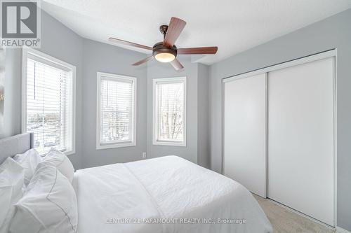 2159 Baronwood Drive, Oakville, ON - Indoor Photo Showing Bedroom