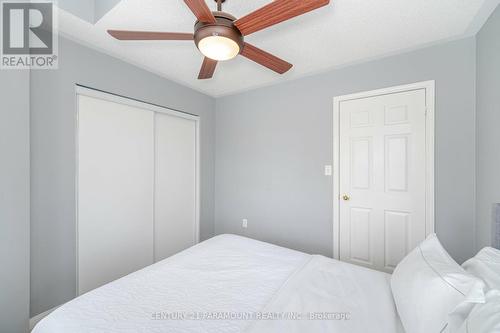 2159 Baronwood Drive, Oakville, ON - Indoor Photo Showing Bedroom