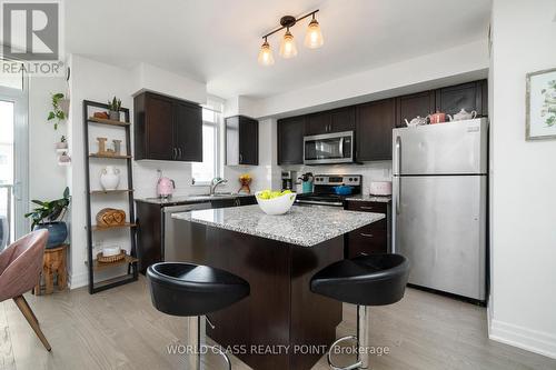 608 - 816 Lansdowne Avenue, Toronto, ON - Indoor Photo Showing Kitchen With Stainless Steel Kitchen
