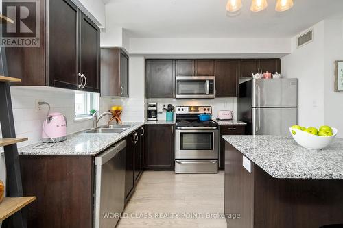 608 - 816 Lansdowne Avenue, Toronto, ON - Indoor Photo Showing Kitchen With Stainless Steel Kitchen With Double Sink