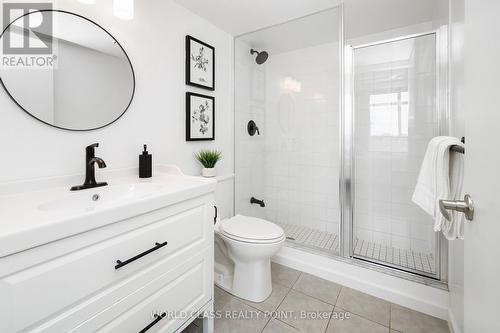608 - 816 Lansdowne Avenue, Toronto, ON - Indoor Photo Showing Bathroom