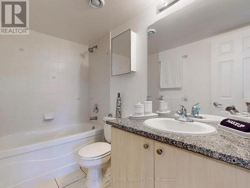 2307 - 335 Rathburn Road W, Mississauga, ON - Indoor Photo Showing Bathroom