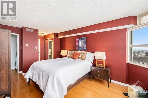 1510 Riverside Drive Unit#2701, Ottawa, ON - Indoor Photo Showing Bedroom