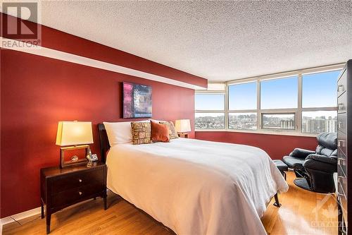 1510 Riverside Drive Unit#2701, Ottawa, ON - Indoor Photo Showing Bedroom