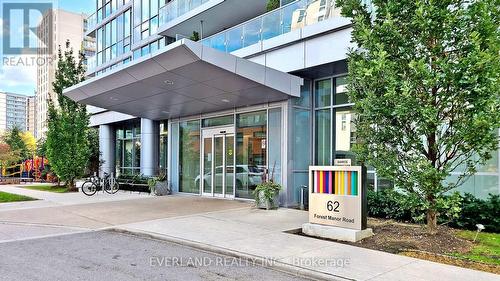 509 - 62 Forest Manor Road, Toronto, ON - Outdoor