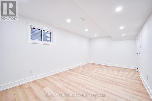 11 Tanbark Crescent, Toronto, ON - Indoor Photo Showing Other Room