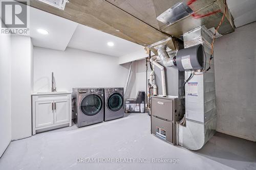 11 Tanbark Crescent, Toronto, ON - Indoor Photo Showing Laundry Room