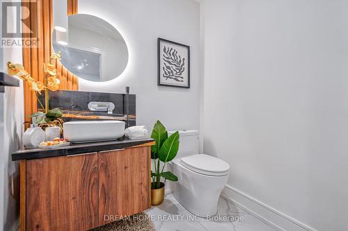 11 Tanbark Crescent, Toronto, ON - Indoor Photo Showing Bathroom