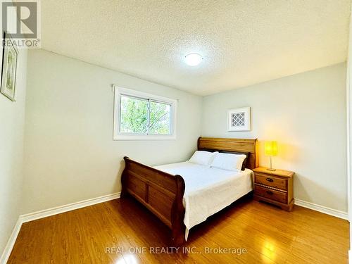 3161 Mccarthy Court, Mississauga, ON - Indoor Photo Showing Bedroom