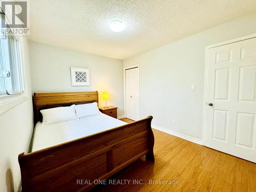 3161 Mccarthy Court, Mississauga, ON - Indoor Photo Showing Bedroom