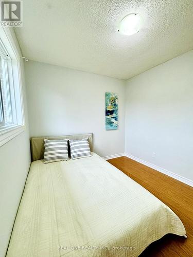 3161 Mccarthy Court, Mississauga, ON - Indoor Photo Showing Bedroom