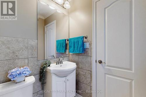 120 Danielson Court, Mississauga, ON - Indoor Photo Showing Bathroom
