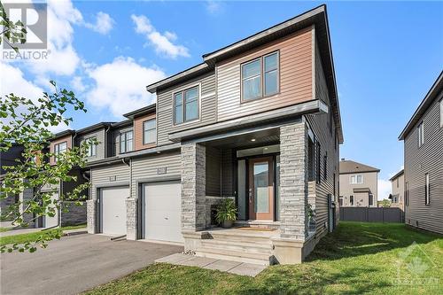 210 Maynooth Court, Ottawa, ON - Outdoor