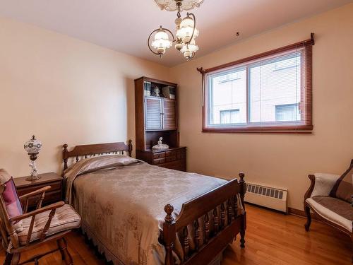 Chambre Ã Â coucher - 8630A  - 8632 Rue Albanel, Montréal (Saint-Léonard), QC - Indoor Photo Showing Bedroom