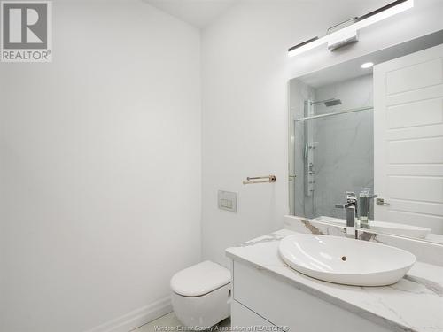 312 Benson Court, Amherstburg, ON - Indoor Photo Showing Bathroom