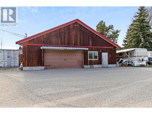 656 Curtis Road, Kelowna, BC - Outdoor