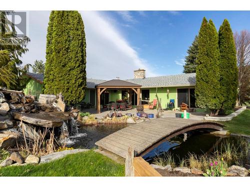 656 Curtis Road, Kelowna, BC - Outdoor