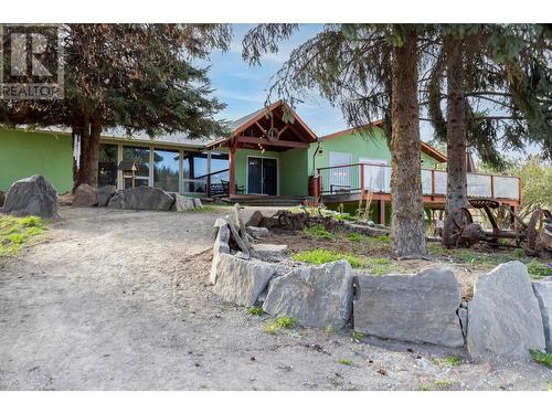 656 Curtis Road, Kelowna, BC - Outdoor